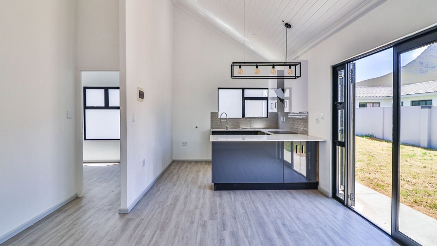 4 Bedroom Property for Sale in Kleinmond Western Cape